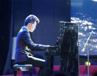 钢琴演奏《即兴幻想曲》	