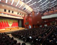 市政府副市长杜中强发表重要讲话。市公安局在驻的党委成员，武警、消防支队主要领导及部分官兵，各县公安局除值班之外的班子成员和股、所、队、室负责同志，市区各派出所除值班之外的班子成员和中队长、指导员以上民警，市局机关四部九支队科级以上民警参加会议。