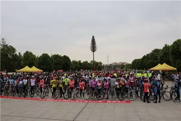 今天，发生在嵖岈山精彩又惊心的一幕！