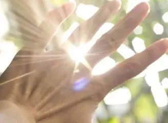 大驻马已进入“火炉”模式！夏季车暴晒后，不用开空调，教你30秒迅速降温！