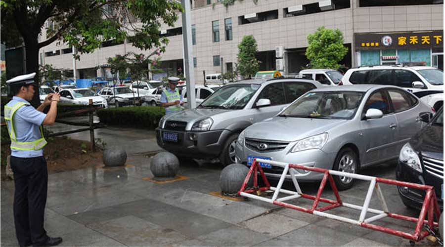 【权威发布】违章停车，罚你没商量！大驻马交警曝光一批违章车辆！