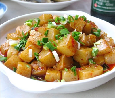 烧魔芋豆腐做法--驻马店新闻--驻马店广视网