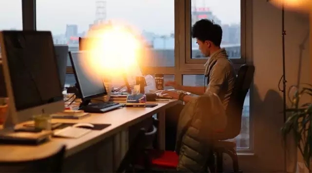 驻马店的爸爸们每月要赚多少钱，才能撑起一个家? 很多人看完沉默了