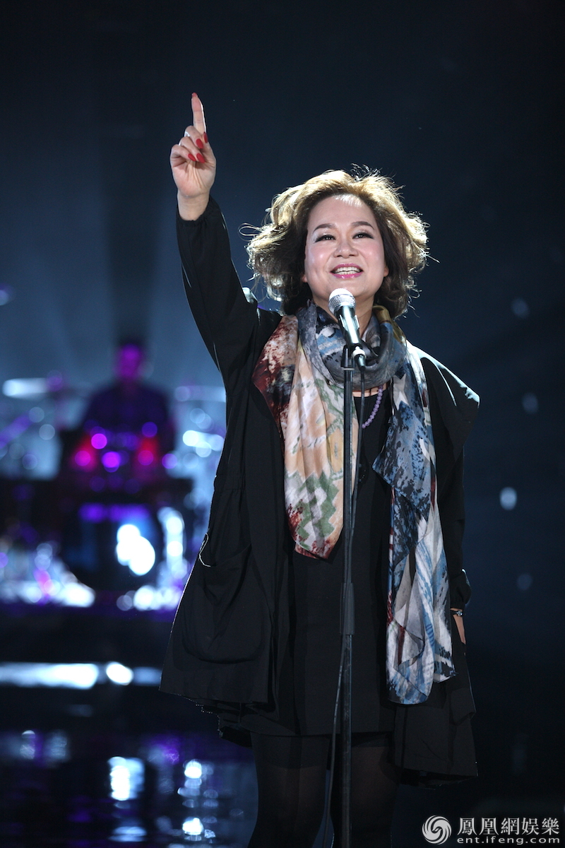 手》杜丽莎重现列侬名曲 音乐教母震撼发声--驻