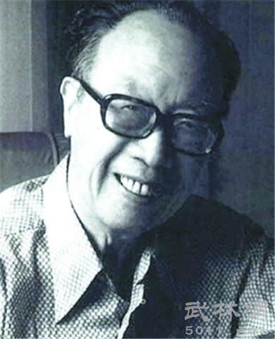 梁实秋与鲁迅为何争论--驻马店新闻--驻马店广视网