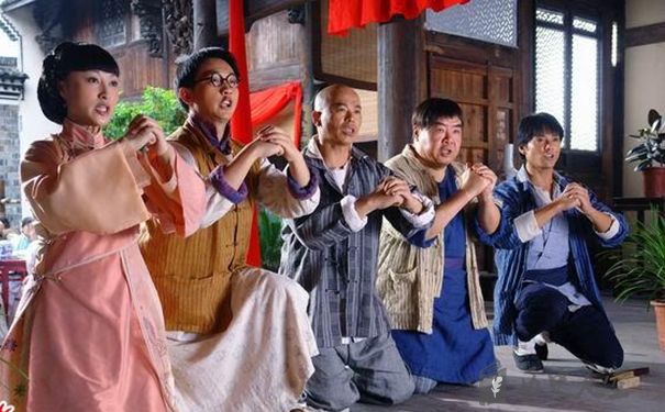 十三姨和黄飞鸿是什么关系 e85989fe3d906fda890b3ecb5684bedb.jpg