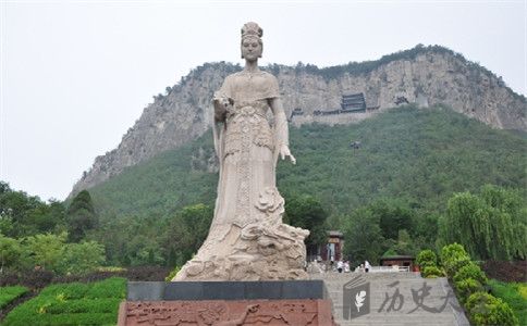 女娲补天在哪里 女娲造人赞扬了什么精神--驻马