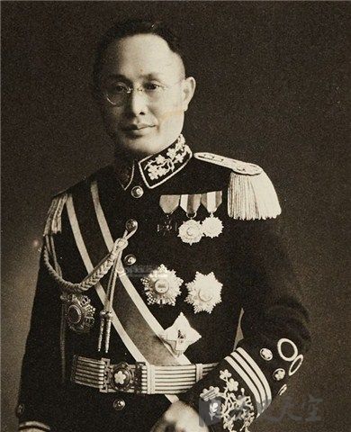 谁发动了西安事变 西安事变何应钦做了什么