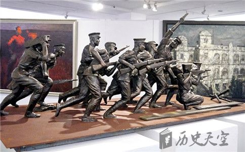 武昌起义孙中山在哪 武昌起义的意义是什么--驻