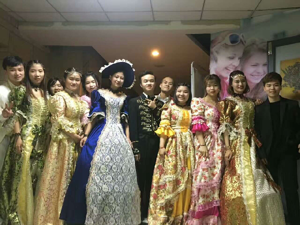 福州iShow国际英语影视114班final show圆满落