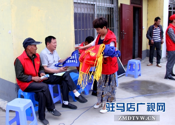 市委统战部开展送文化进社区志愿服务活动(0506).doc