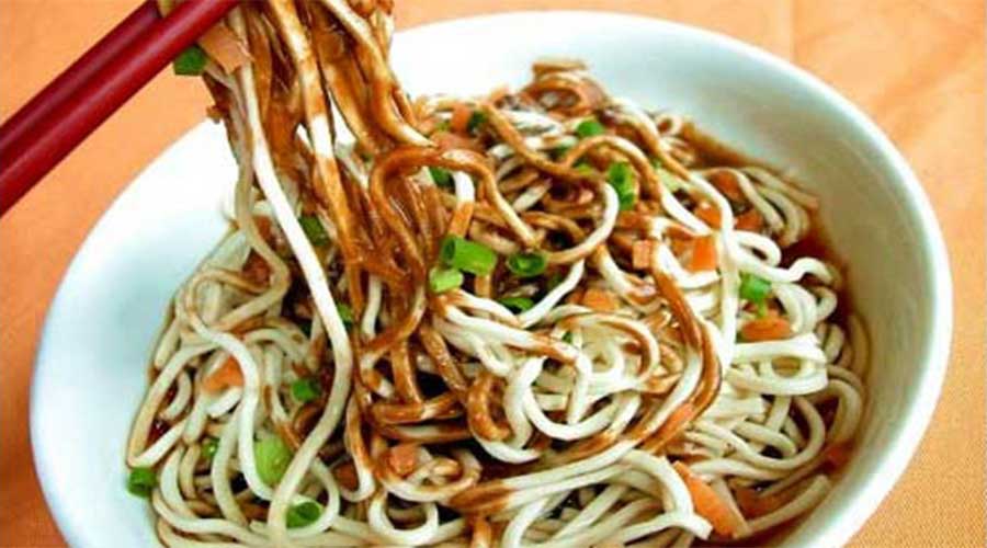 曝光！我们吃的热干面竟是驻马店这儿生产的！看完你还吃吗？