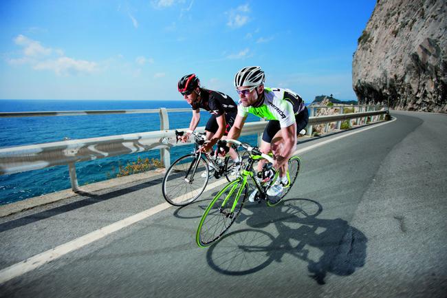 赛600和追600哪个好骑 afe3061f4d3a3257e32a213a9ea114f1.jpg