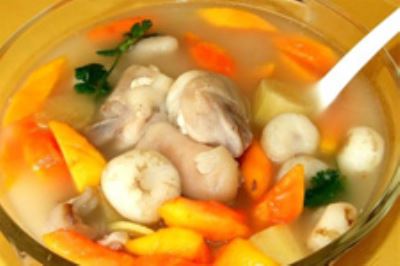 猪脚怎么做汤好吃又营养 1a293e35c4810408d9e038c1b26432ee.jpg