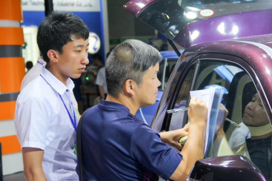 光璀璨,群英齐聚,大迈芝麻强势征战2017广州车