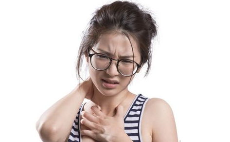 生活中的天然止痒方:茶叶外敷、盐水涂抹--驻马