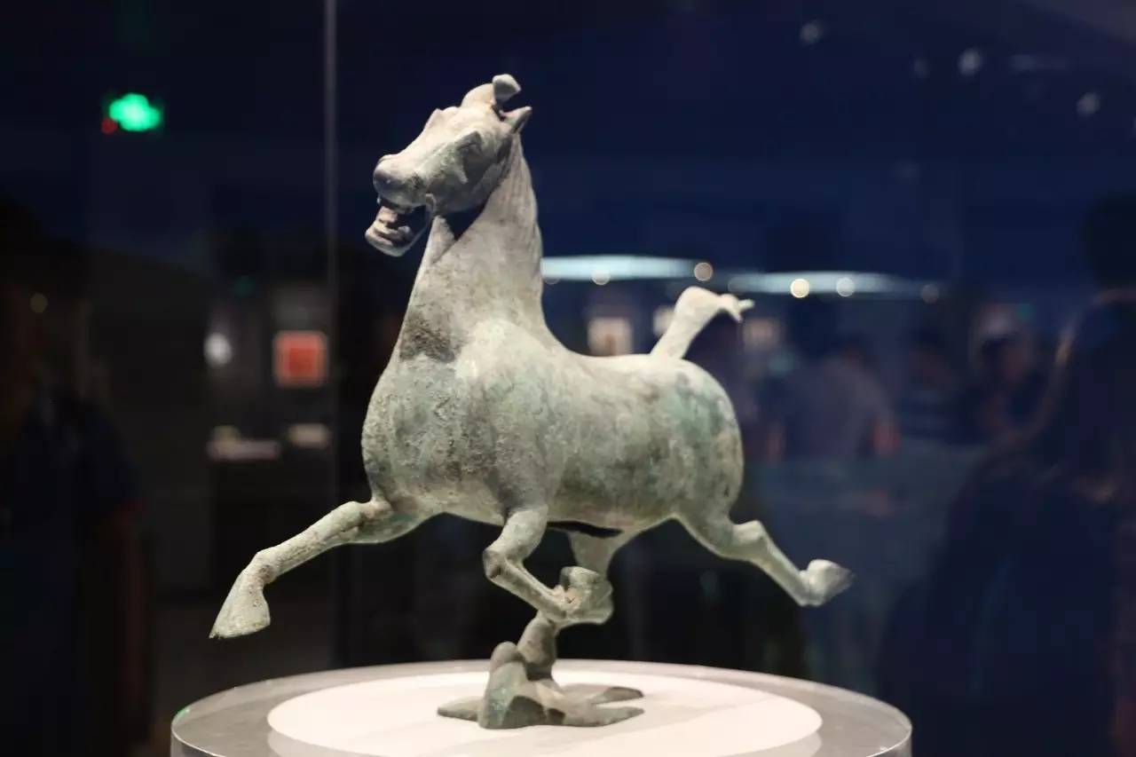 沿着河西走廊 欣赏大美兰州和壮观的白塔寺!