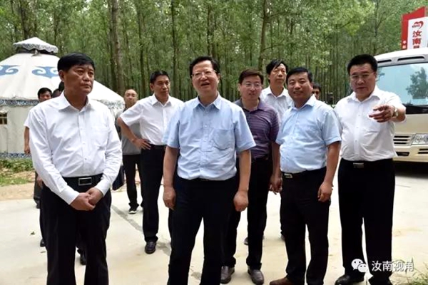 省纪委书记任正晓到汝南调研脱贫攻坚和党风廉政建设