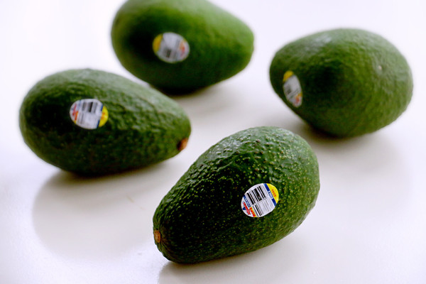 芒果怎么切块儿 ca27076c852fcc02c4e641ab97895700.jpg