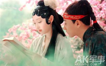 贾宝玉和谁发生过关系?和贾宝玉发生关系的是