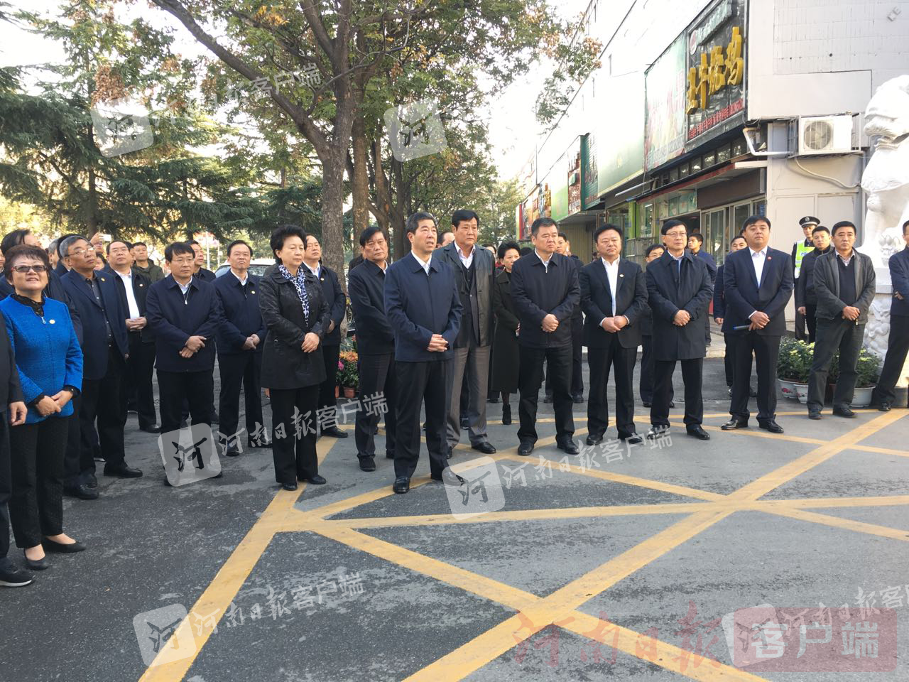 今天，省长带队，157个县区长都来了驻马店，这么大阵势来干啥的？