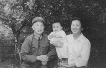 楚青如何为粟裕平反昭雪