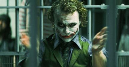 希斯莱杰死前一晚还在笑 姐姐透露他曾想再演小丑