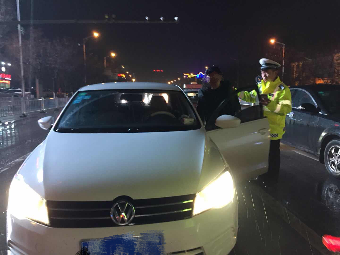 驻马店一“任性驾校教练”被刑拘！今后交警将在这些路段严查这种行为！