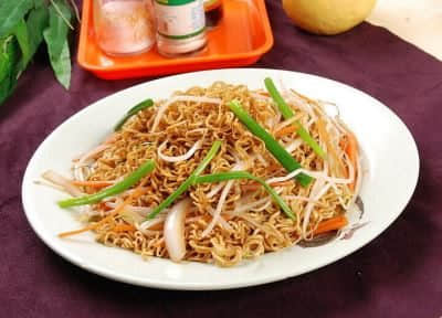 番茄洋葱炒面 51291acc24ced376e184c75f5173ecd1.jpg