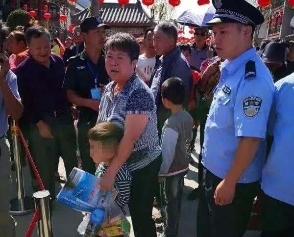 驻马店这里最多时一天"丢"7个孩子！带孩子出门游玩一定要注意这些！