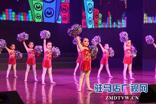 &ldquo;不忘初心 立德树人&rdquo;2019驻马店市教育局新春团拜会举行