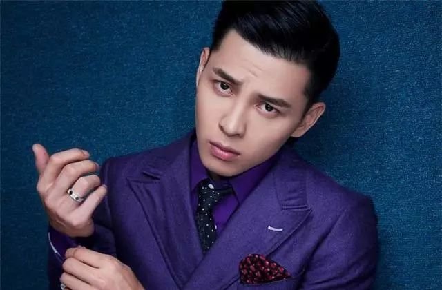 当红小花眼瞎了?找了个宝藏男友,假结婚还出轨