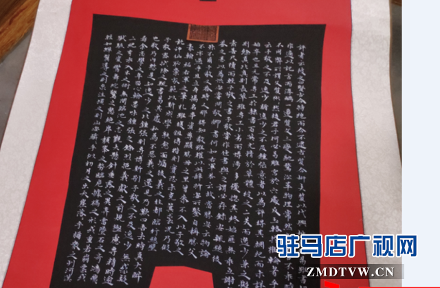 谢慧珍:家乡创业传承书法文化