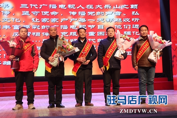 学习典型精神&nbsp;&nbsp;汲取榜样力量