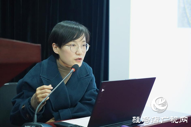 驻马店青年讲师团走进黄淮学院宣讲党的十九届六中全会精神