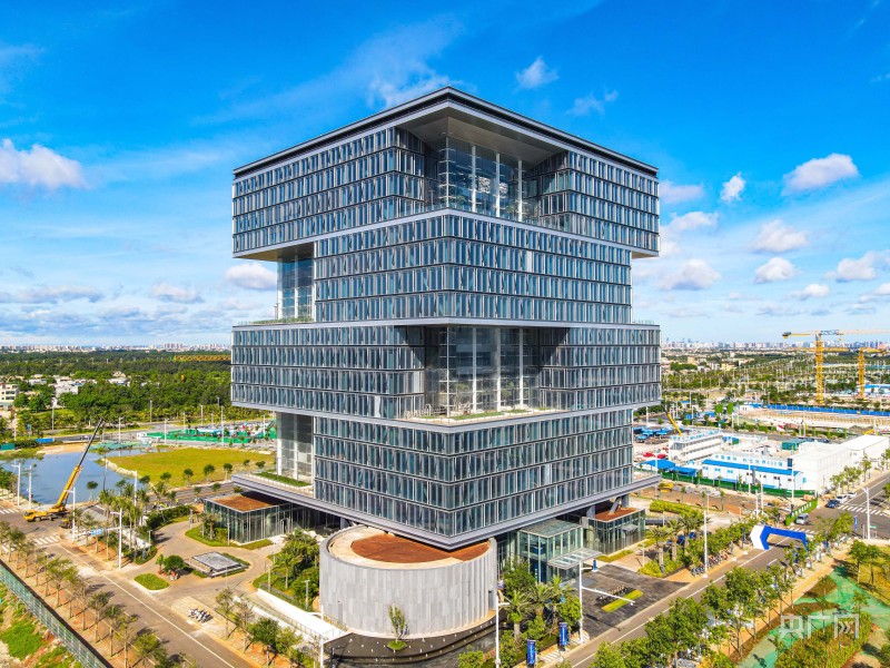 【大时代】海口：“软硬兼备”产兴民富环境美 “内外兼修”奋楫逐梦自贸港