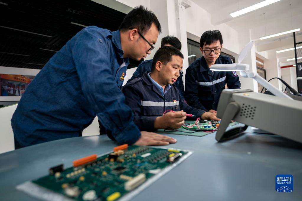 新时代新作为新篇章&middot;奔向美好生活丨收获劳动之果 品味生活之美