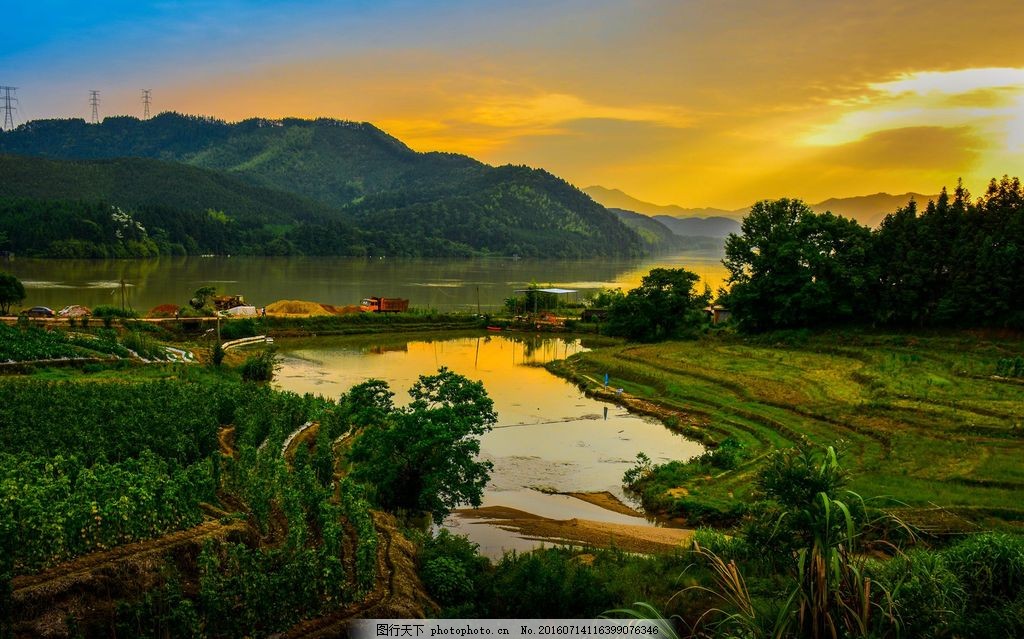 奋进新征程 建功新时代 非凡十年 出彩中原丨绿水青山带笑颜