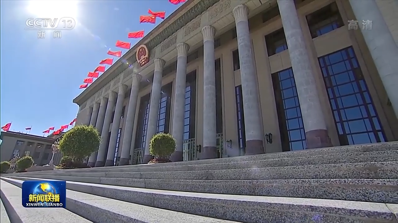 在新征程上唱响青春之歌 在火热实践中绽放绚丽之花