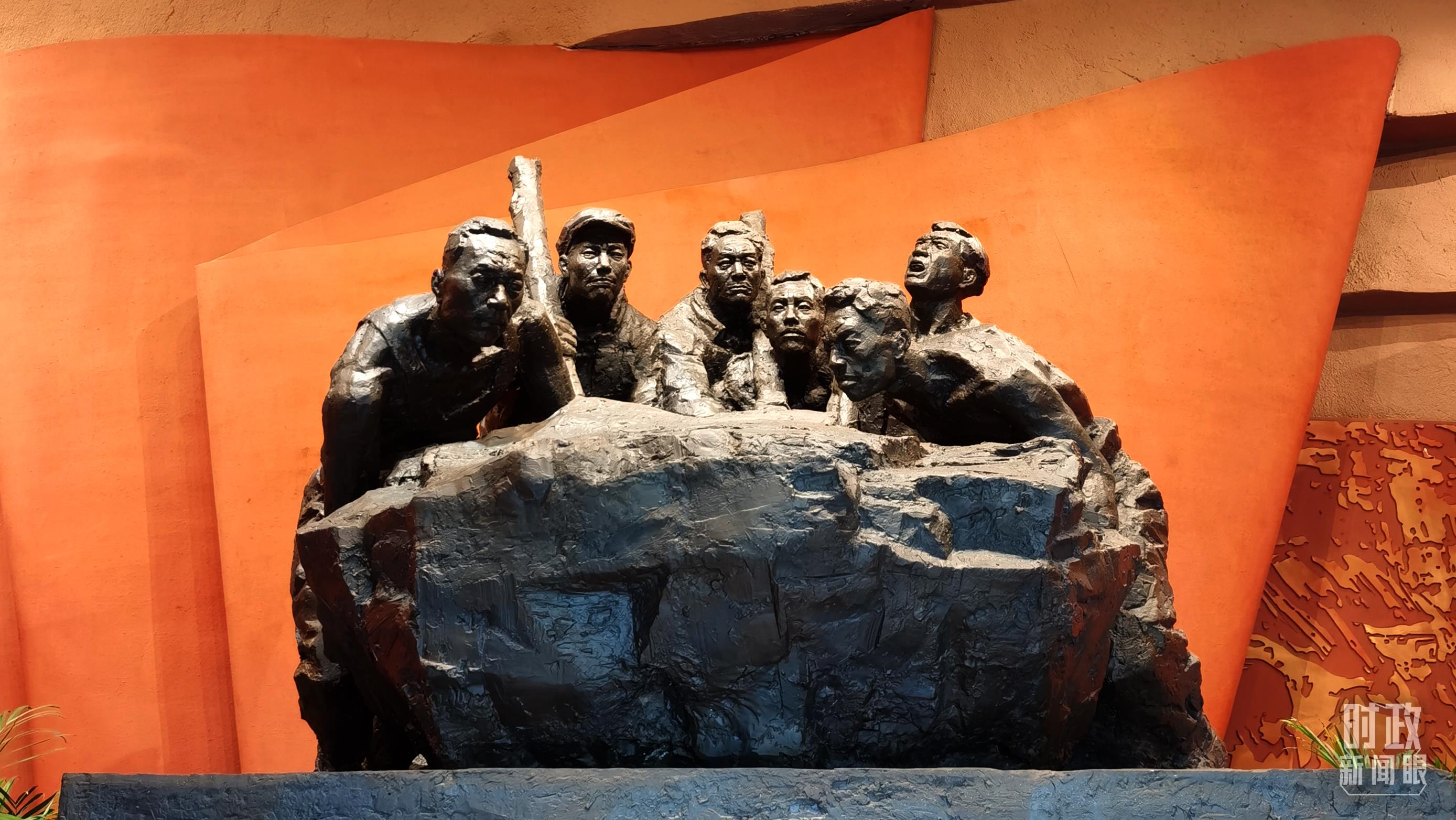 时政新闻眼丨党的二十大后首次国内考察，习近平为什么来到这两个地方？