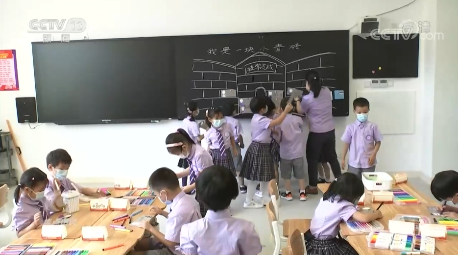 焦点访谈：奋斗 新的伟业 科教兴国 人才强国