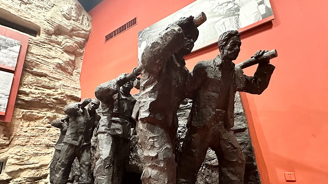 鉴往知来，跟着总书记学历史丨50多年前建成的这条“人工天河”，镌刻下了什么？