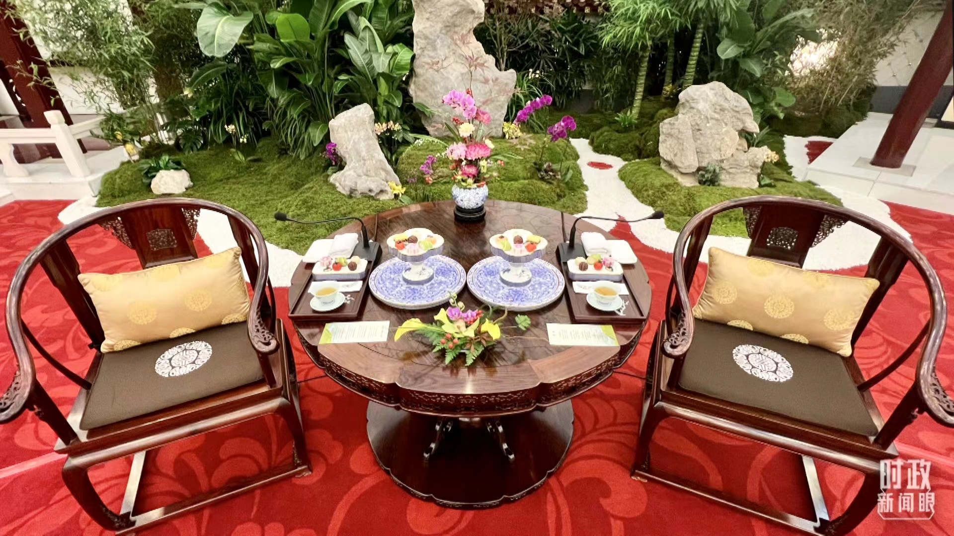 时政新闻眼丨党的二十大之后会见首位外国领导人，习近平重点谈了什么？