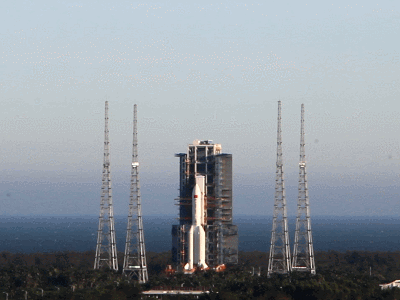 飞天圆梦丨此刻载入史册！梦天转位成功，中国空间站“T”字基本构型在轨组装完成！