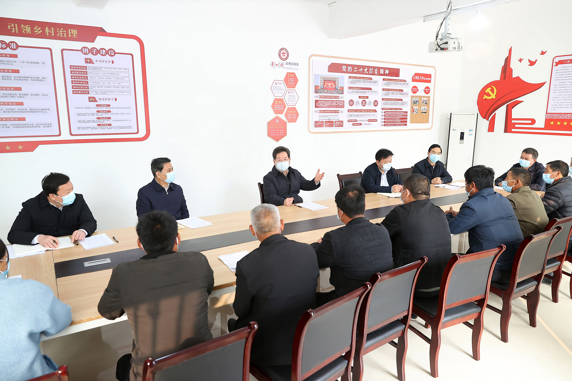  楼阳生到开封市兰考县宣讲党的二十大精神
