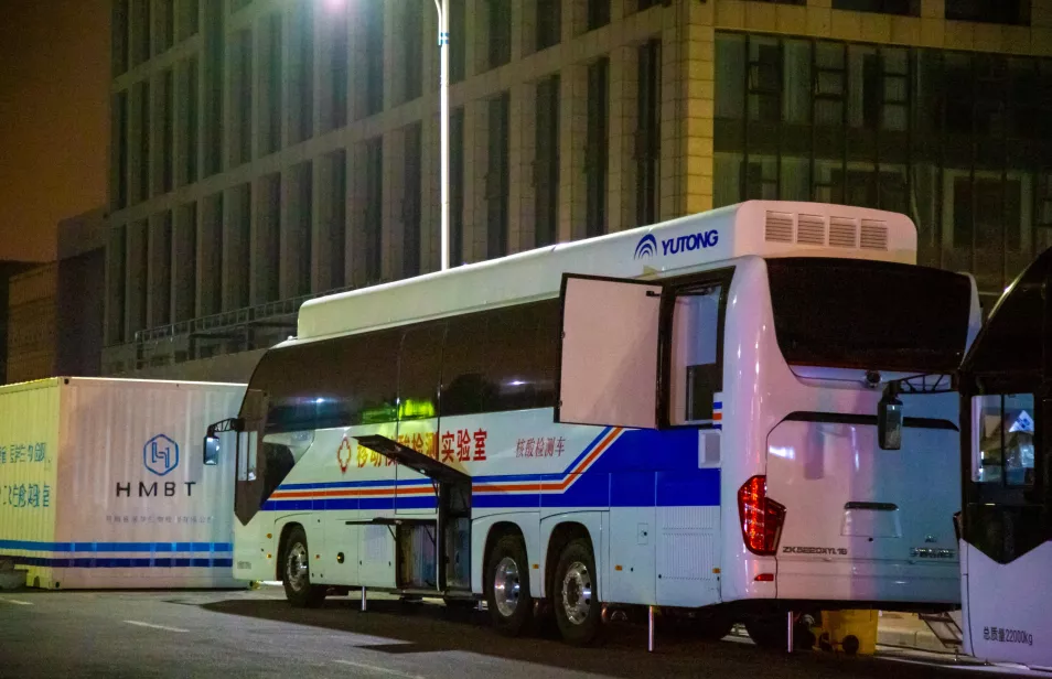  郑州富士康生产生活秩序逐步恢复正常