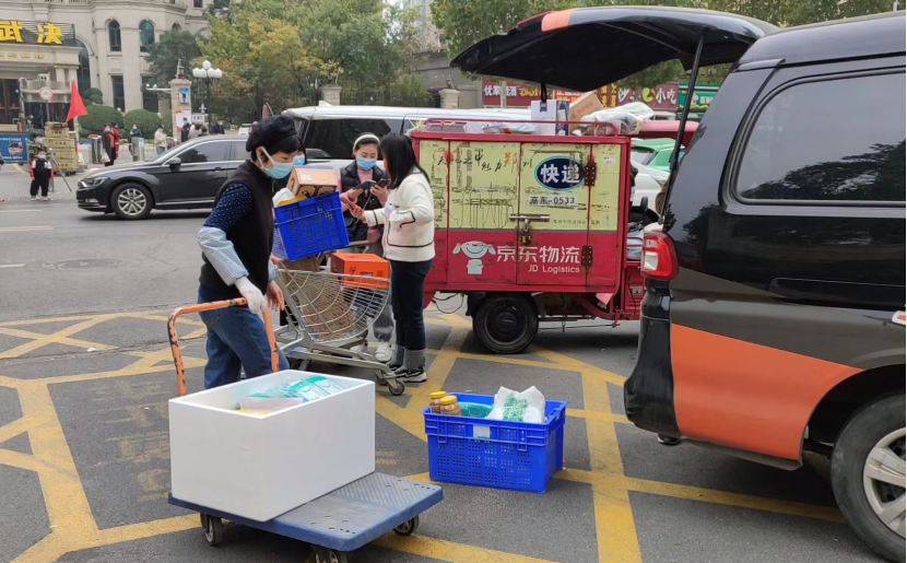 “烟火气”郑州正在回来：食品企业积极复工复产 商场餐厅消杀等待迎客