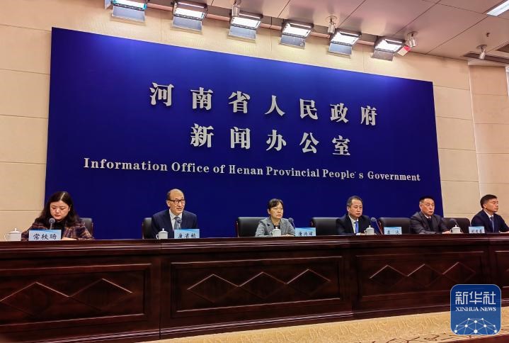 郑州机场年货运量超70万吨 77%是国际货物