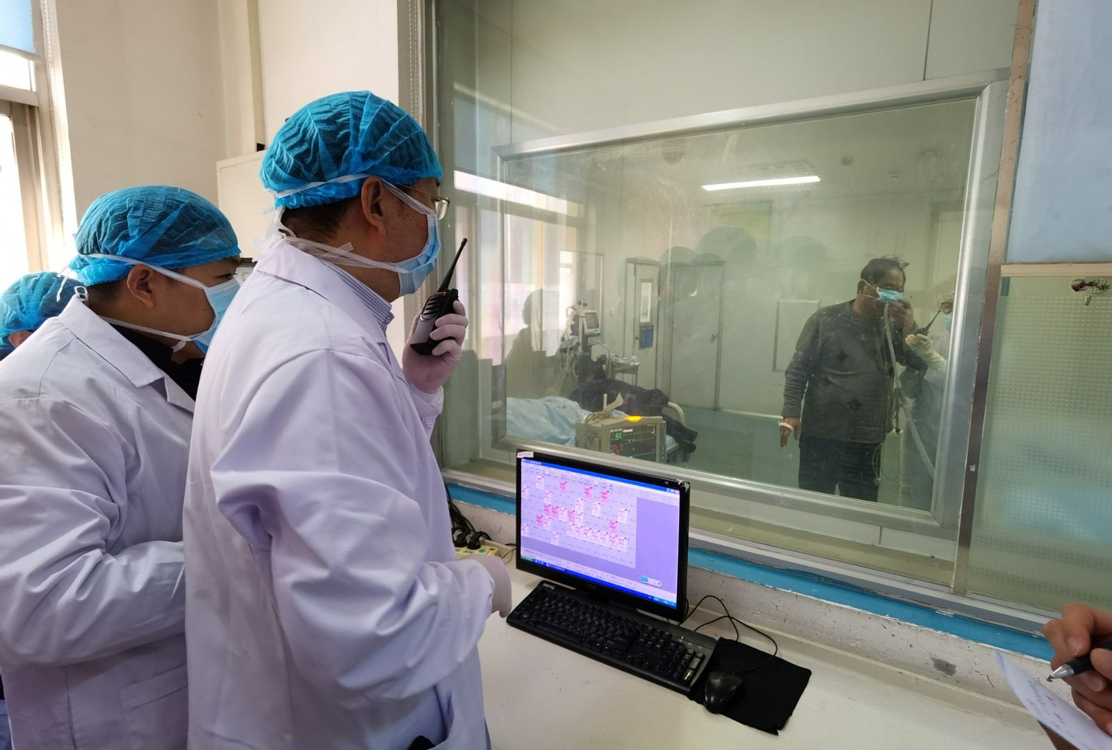 关爱你我他（她）·温暖千万家丨寻医就诊热点问答：新冠感染重症怎么防治？郑大一附院综合ICU主任孙同文来答疑解惑