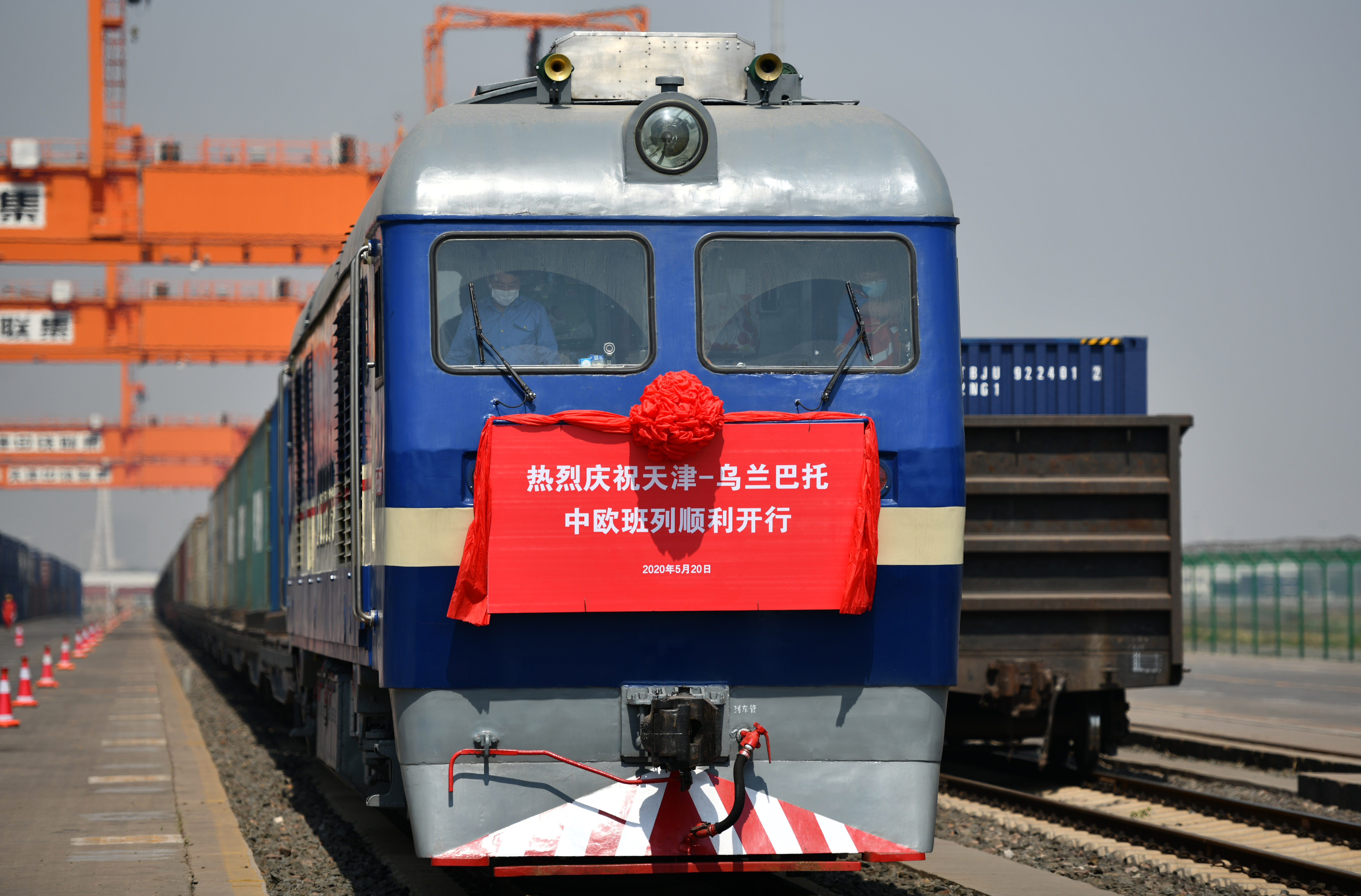 坚定做好经济工作的信心&mdash;&mdash;在习近平经济思想指引下中国经济稳中求进